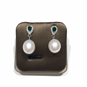 Green Stone Finest Tear Drop Pearl Earrings