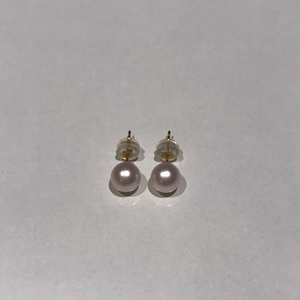 18K Golds 4-5MM Akoya Sea Pearl Studs