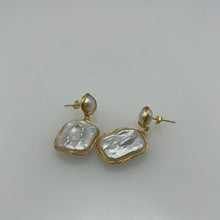 Load image into Gallery viewer, Baroque Freshwater Pearl Earrings
