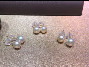 18K Golds 4-5MM Akoya Sea Pearl Studs