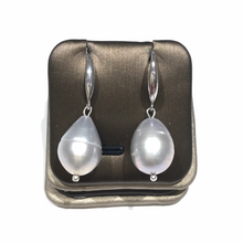 Load image into Gallery viewer, Classical Big Tear Drop Earrings
