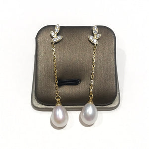 Leaves Tear Drop Pearl Earrings