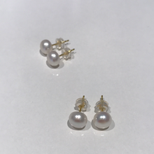 Load image into Gallery viewer, 6-7 MM Pearl Studs ( Golden)
