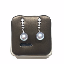 Load image into Gallery viewer, Elegant Earrings with Akoya Sea Pearl Grey
