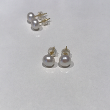 Load image into Gallery viewer, 6-7 MM Pearl Studs ( Golden)
